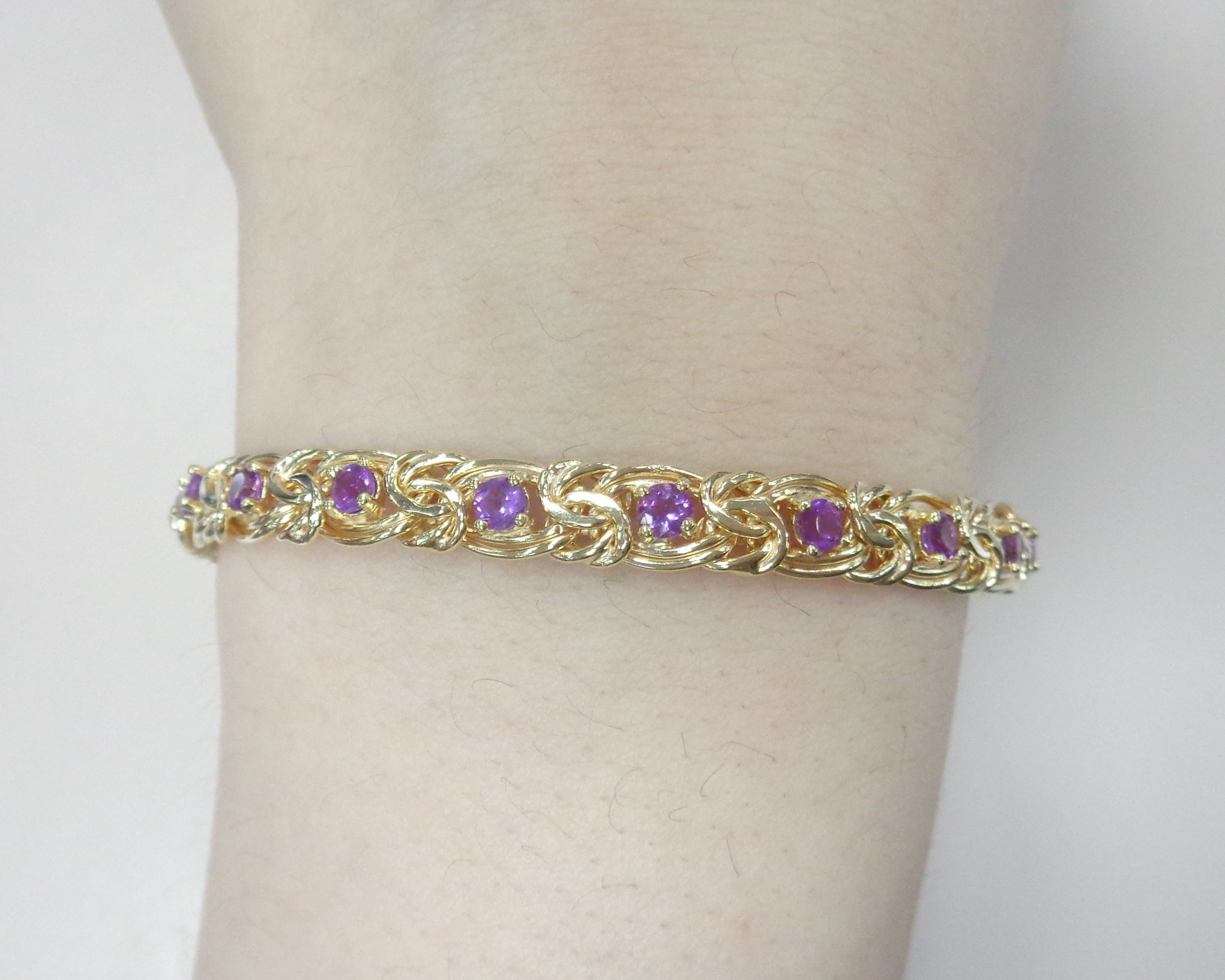 Серебряный браслет с аметистами